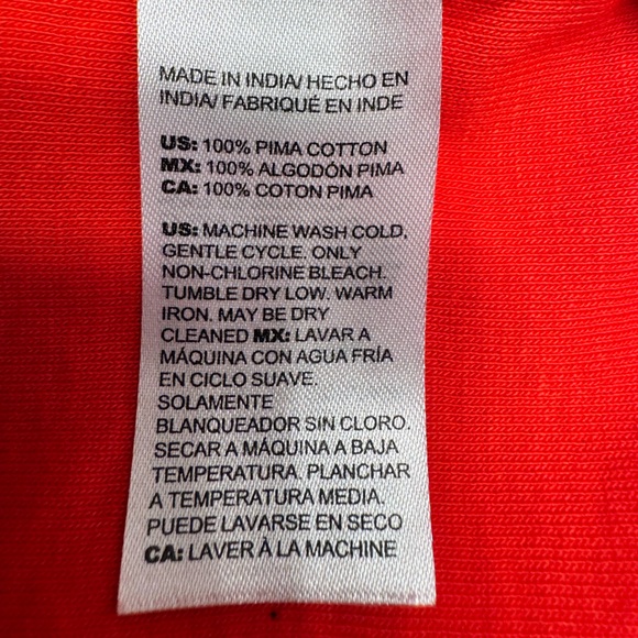 Chico’s The Ultimate Tee Red, Short Sleeve V-Neck Shirt, Size 2 (Large) - Picture 4 of 4